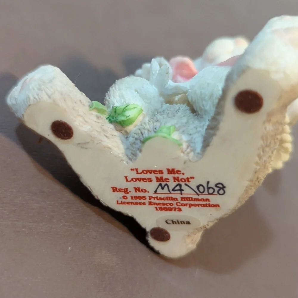 Vintage 1995 My Blushing Bunnies Loves Me Loves Me Not Enesco Priscilla Hillman